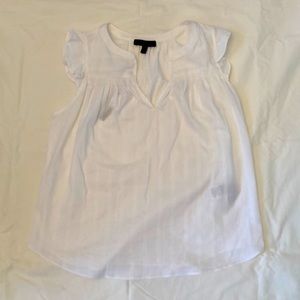 NWT banana republic Summer blouse, Ruffle shoulder